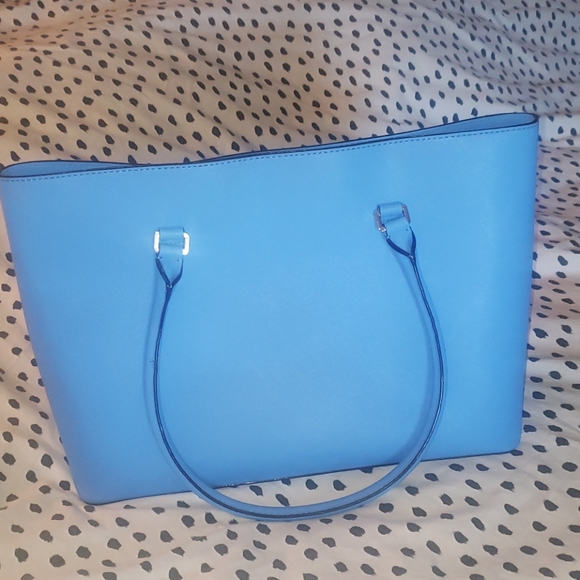 Tote - Picture 3 of 12